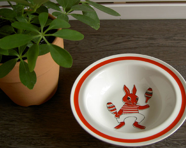 画像1: Children's bowl Rabbit/ARABIA（アラビア）